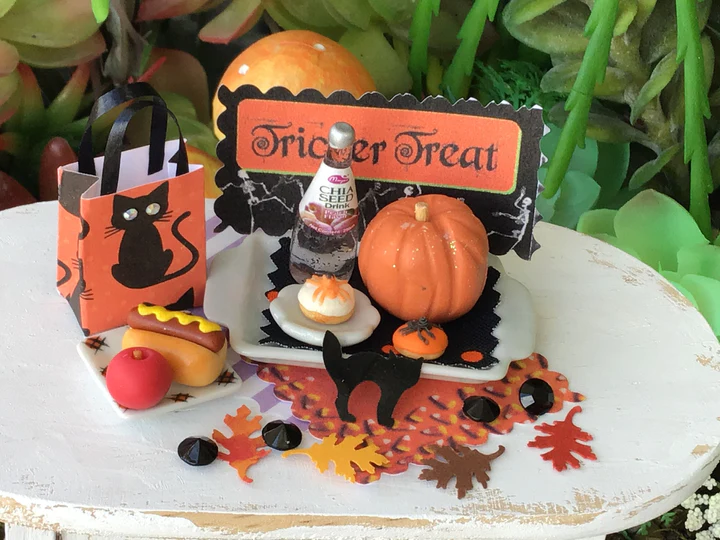 halloween fairy cat trick or treat, fairy garden, minatare, dollhouse